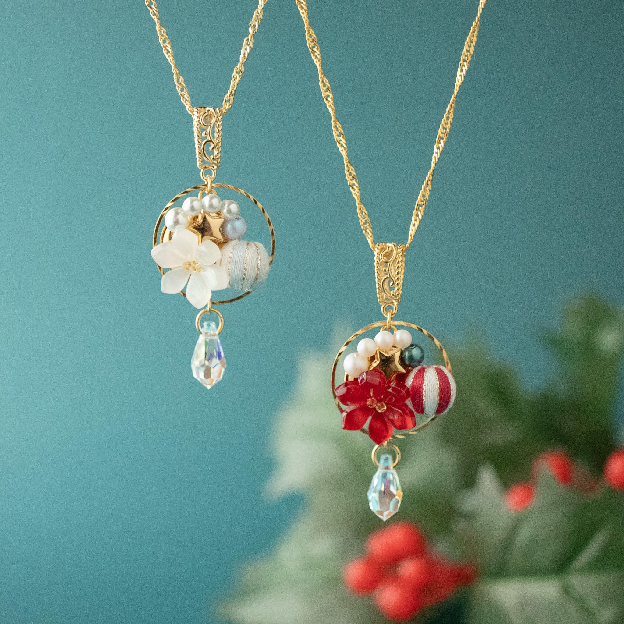 百花-dress-*ポインセチア 刺繍糸で作る、ポインセチアのネックレス1枚目の画像